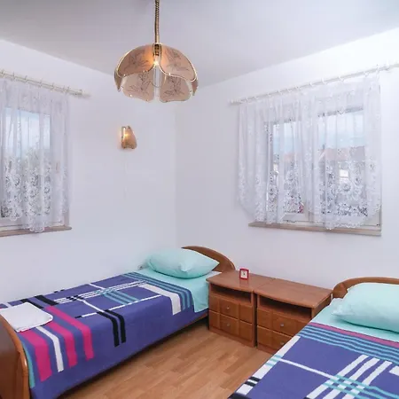 Two-bedroom In Апартаменты Супетар